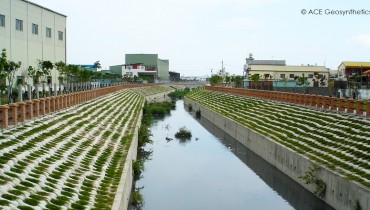 Protección Ribereña, Canal Niaosong, Kaohsiung, Taiwán