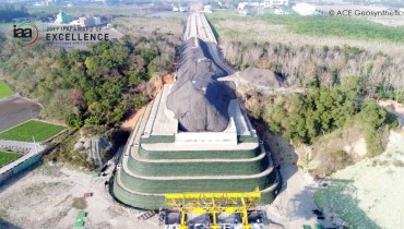 Aplicación de estructura reforzada con geomalla para la construcción de pilares, Taichung, Taiwán