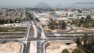 Estructura reforzada con bloques segmentados aplicada para el proyecto de intercambio de carreteras, Medio Oriente