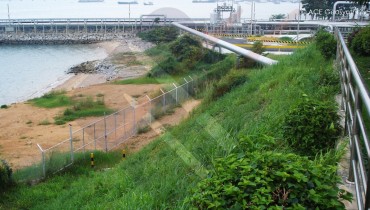 Élargissement d'une route d'accès, usine Thaioil, Pattaya, Thaïlande