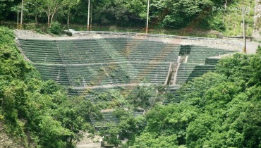 Réhabilitation des pentes, route 132, Kaohsiung, Taiwan