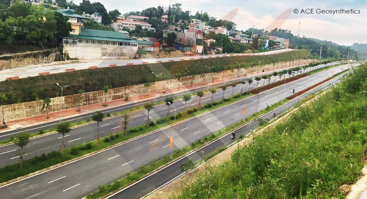 ACEGrid® Reinforced Embankment, South Route of the New Urban Area in Cao Bang City, Vietnam